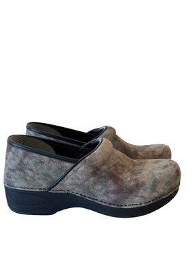 Dansko XP 2.0 professional marbled slip resistant clogs women’s size 9.5